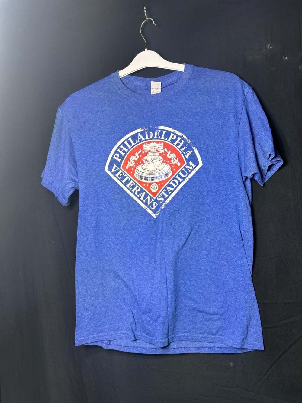 Fruit of the Loom Philadelphia Veterans Stadium Graphic T-Shirt Size M